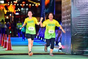 BIB: 181, 131, 50186, 50275
                            <button type="button" onclick="openModal(21804051)" class="btn btn-primary btn-sm float-right btn-popup" data-toggle="modal" data-target=".modal-high-quality">
                        <i class="fas fa-shopping-cart"></i> Add to Cart
                    </button>
                                            <button type="button" onclick="isThisMe(21804051, true)" class="btn btn-success btn-sm float-right btn-popup btn-isme hidden" data-toggle="tooltip" data-placement="bottom" title="นี่คือรูปของคุณใช่ไหม คลิกที่นี่เพื่อเอาเข้าอัลบั้ม">
                        <i class="fas fa-plus"></i> Add to album
                    </button>
                    <button type="button" onclick="isThisMe(21804051, false)" class="btn btn-warning btn-sm float-right btn-popup btn-isnotme hidden">
                        <i class="fas fa-ban"></i> Remove from album
                    </button>